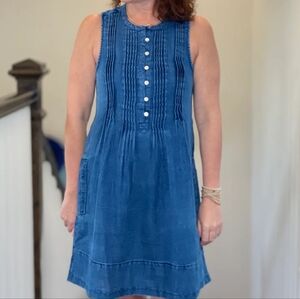 Faherty Isha dress.  Size Large.  Best dress ever! EUC